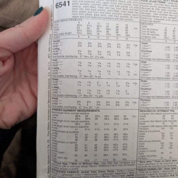 McCall's pattern bundle - Picture 8 of 9